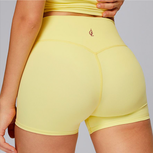 Short Lila